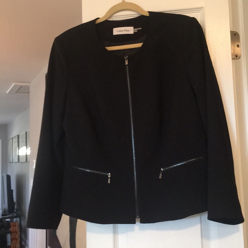 PRiICE DROP! Calvin Klein Black jacket/blazer